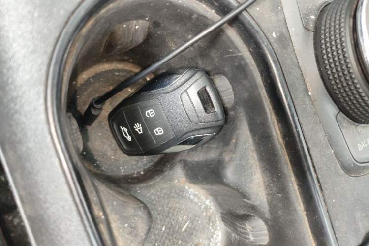 Used Soueast DX7 2017 1.5T Automatic Glory Edition Vehicle Key