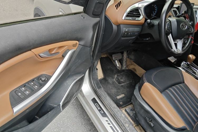 Used Soueast DX7 2017 1.5T Automatic Luxury Model Driver Seat