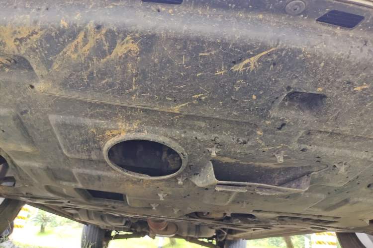 Used Soueast DX7 2017 1.5T Manual Triumph Edition Chassis Front