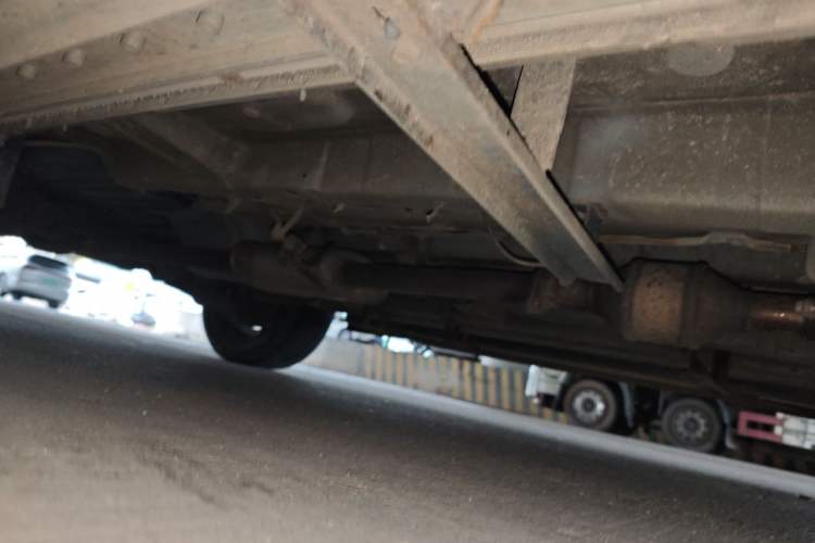 Used Soueast DX7 2017 1.5T Manual Comfort Model Chassis Front Right