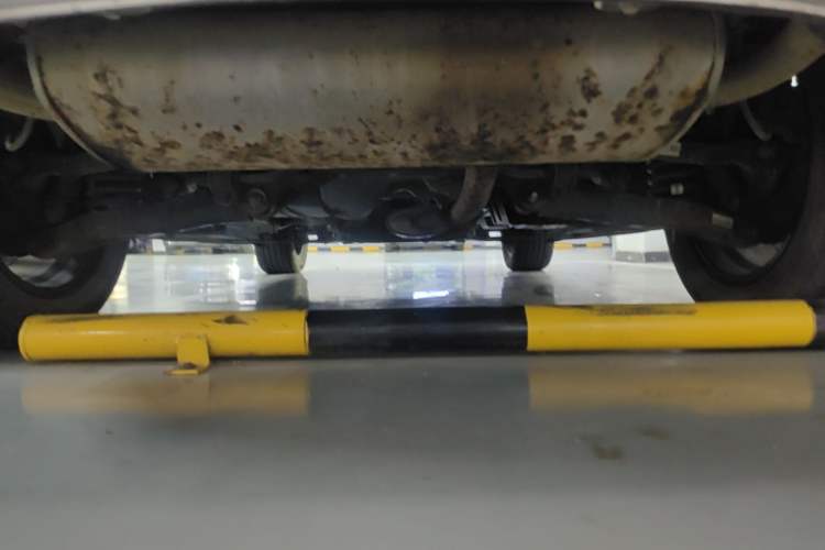 Used Soueast DX7 2017 1.5T Automatic Luxury Model Chassis Rear