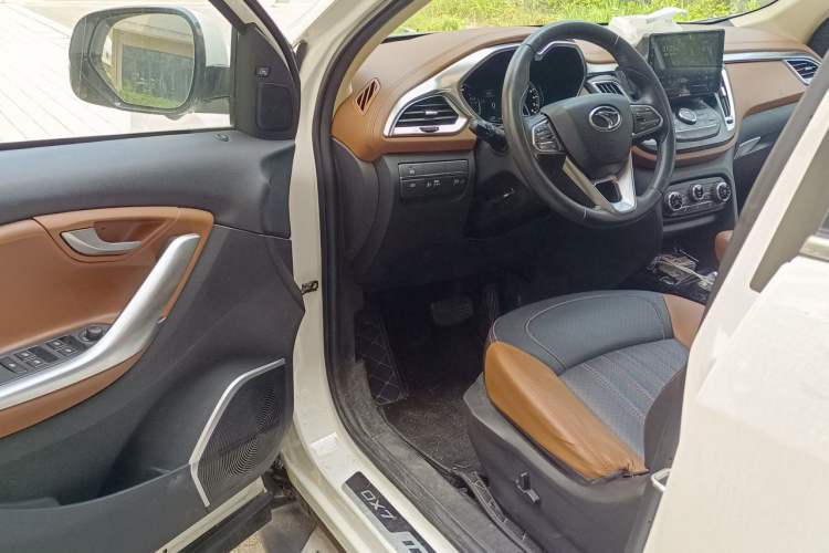 Used Soueast DX7 2017 1.5T Automatic Luxury Model Driver Seat