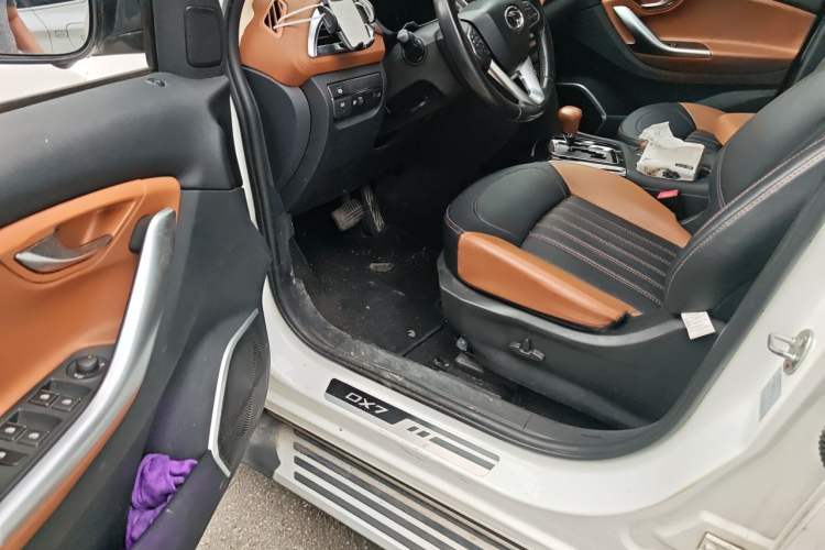 Used Soueast DX7 2017 1.5T Automatic Luxury Model Driver Seat