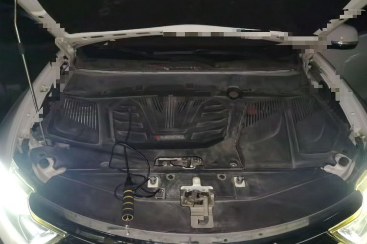 Used Soueast DX7 2017 1.5T Automatic Glory Edition Engine Bay