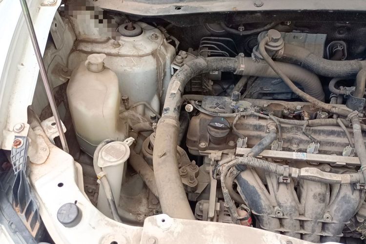 Used Soueast DX7 2017 1.5T Automatic Luxury Model Engine Bay Right