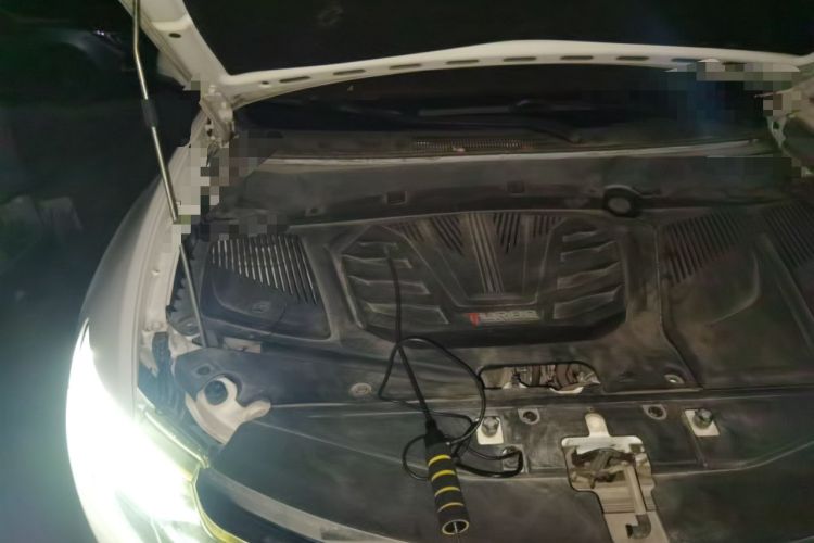 Used Soueast DX7 2017 1.5T Automatic Glory Edition Engine Bay Right