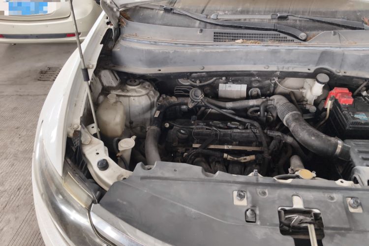 Used Soueast DX7 2017 1.5T Automatic Luxury Model Engine Bay Right