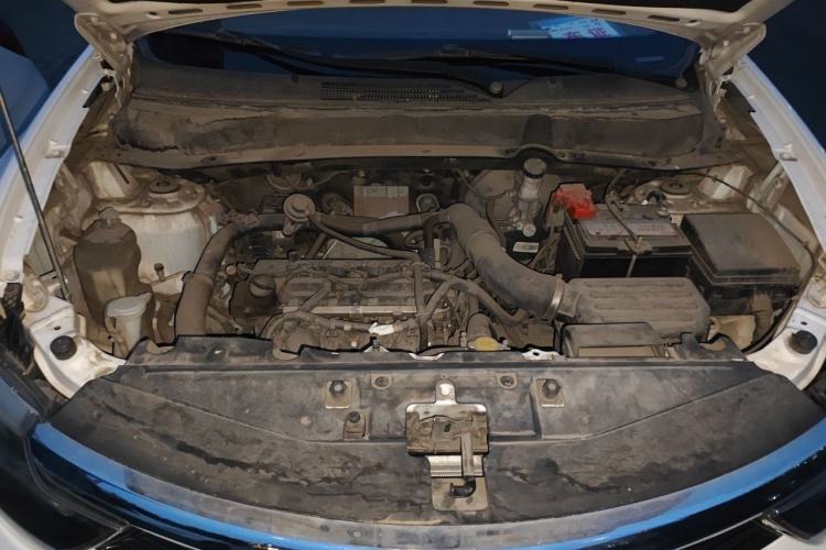 Used Soueast DX7 2017 1.5T Automatic Glory Edition Engine Bay