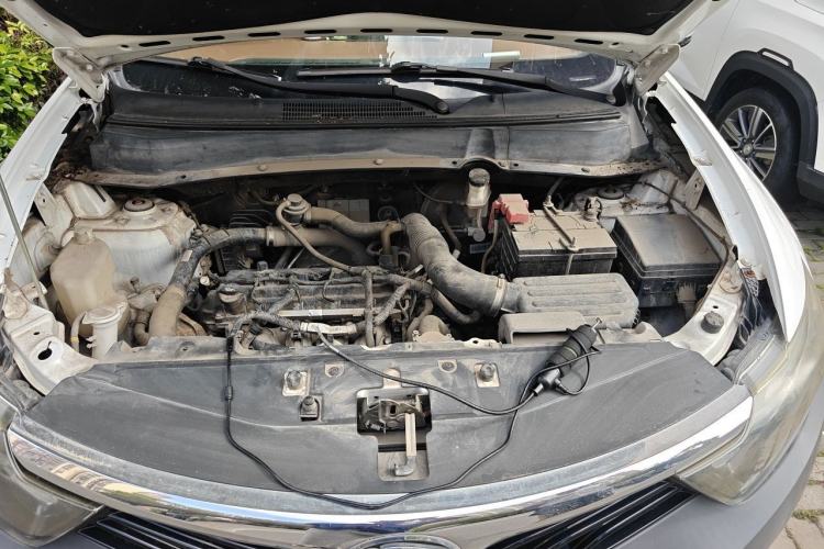 Used Soueast DX7 2017 1.5T Automatic Luxury Model Engine Bay