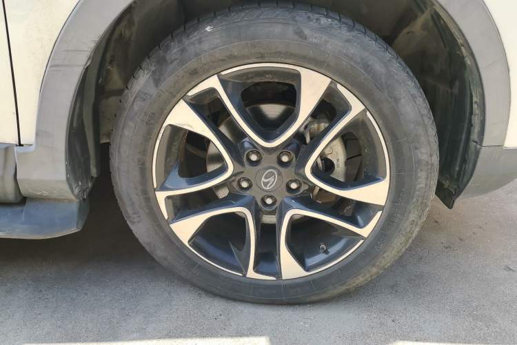 Used Soueast DX7 2017 1.5T Automatic Luxury Model Exterior 1