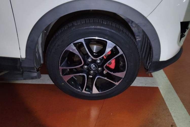Used Soueast DX7 2017 1.5T Automatic Luxury Model Exterior 7