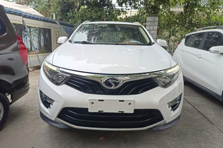 Used Soueast DX7 2017 1.5T Manual Triumph Edition Front