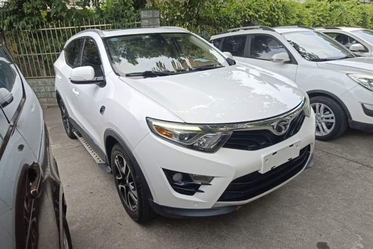Used Soueast DX7 2017 1.5T Manual Triumph Edition Front Right 45 Deg