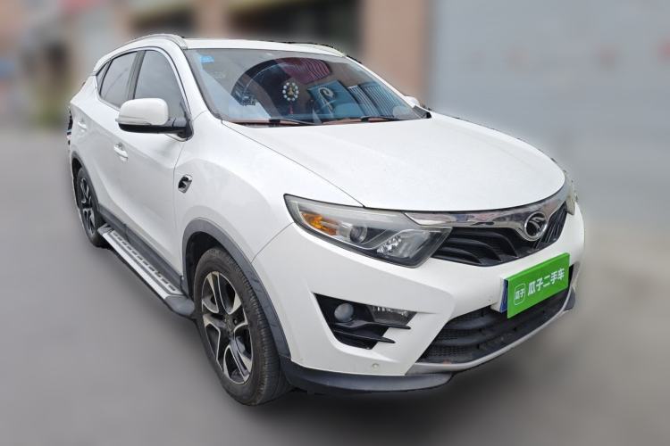 Used Soueast DX7 2017 1.5T Automatic Luxury Model Front Right 45 Deg