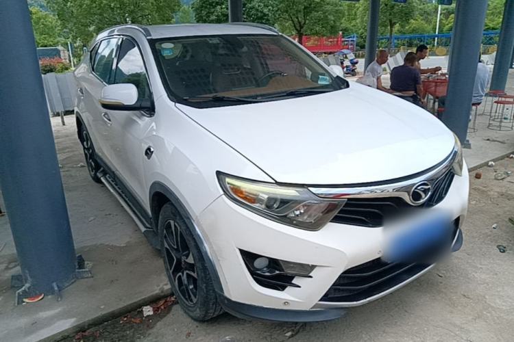 Used Soueast DX7 2017 1.5T Manual Luxury Model Front Right 45 Deg