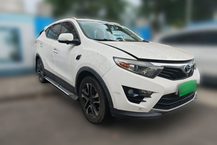 Used Soueast DX7 2017 1.5T Automatic Luxury Model Front Right 45 Deg