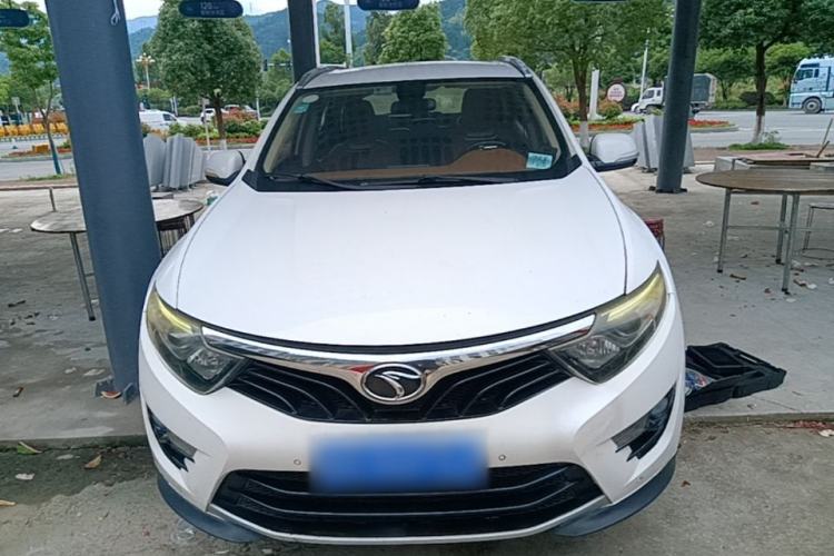 Used Soueast DX7 2017 1.5T Manual Luxury Model Front