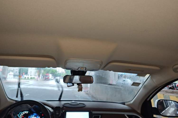 Used Soueast DX7 2017 1.5T Manual Comfort Model Headliner