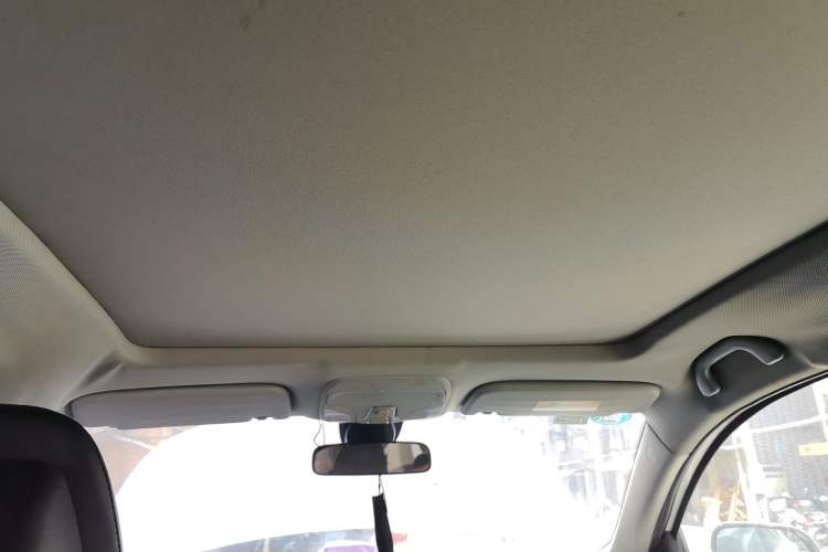 Used Soueast DX7 2017 1.5T Automatic Luxury Model Headliner