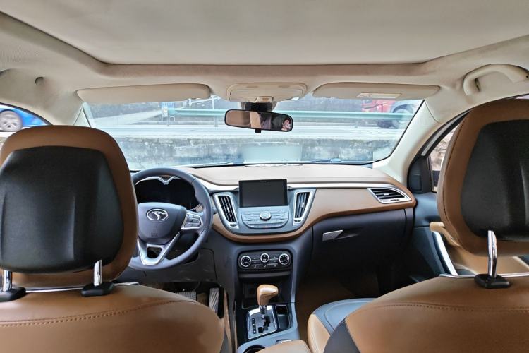 Used Soueast DX7 2017 1.5T Automatic Glory Edition Interior 3