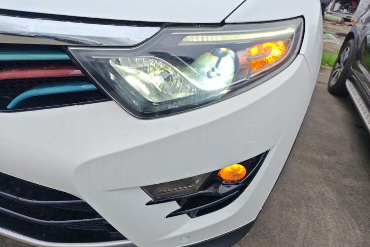Used Soueast DX7 2017 1.5T Automatic Luxury Model Left Front Headlight