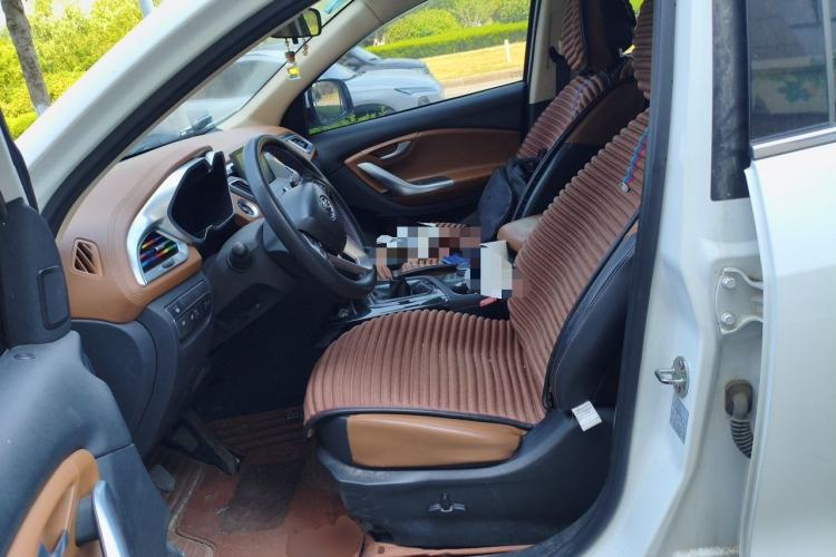 Used Soueast DX7 2017 1.5T Manual Luxury Model Left Front Seat