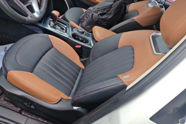 Used Soueast DX7 2017 1.5T Automatic Luxury Model Left Front Seat