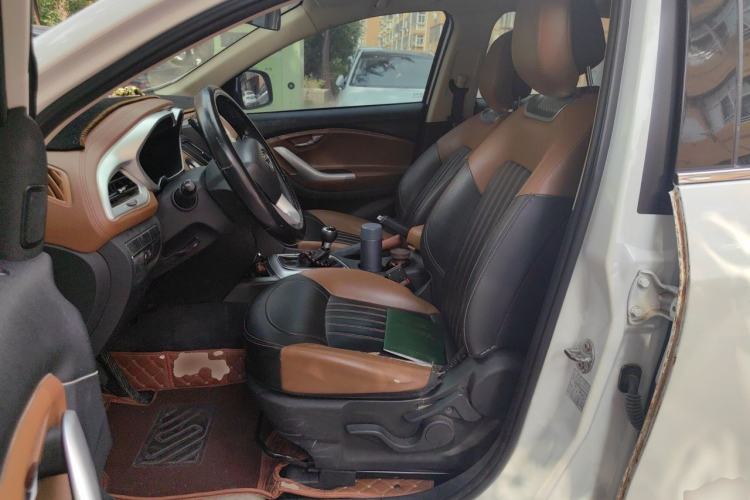 Used Soueast DX7 2017 1.5T Manual Triumph Edition Left Front Seat