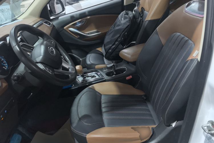 Used Soueast DX7 2017 1.5T Automatic Luxury Model Left Front Seat