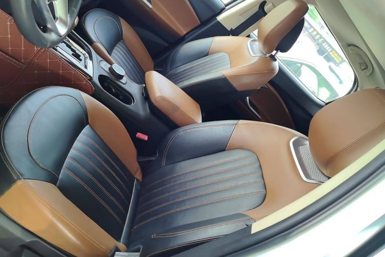 Used Soueast DX7 2017 1.5T Automatic Glory Edition Left Front Seat