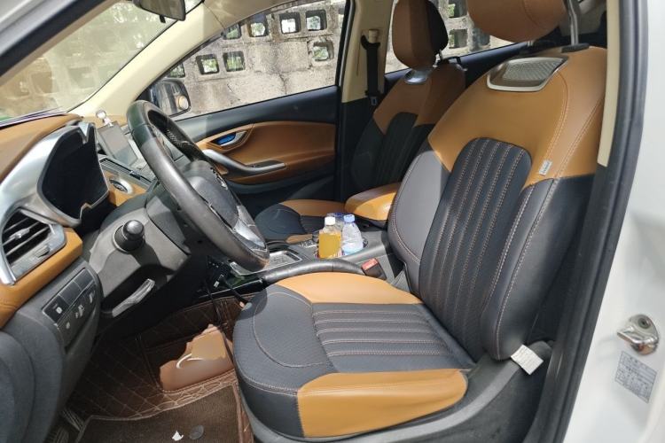 Used Soueast DX7 2017 1.5T Automatic Luxury Model Left Front Seat
