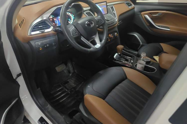 Used Soueast DX7 2017 1.5T Automatic Luxury Model Left Front Seat