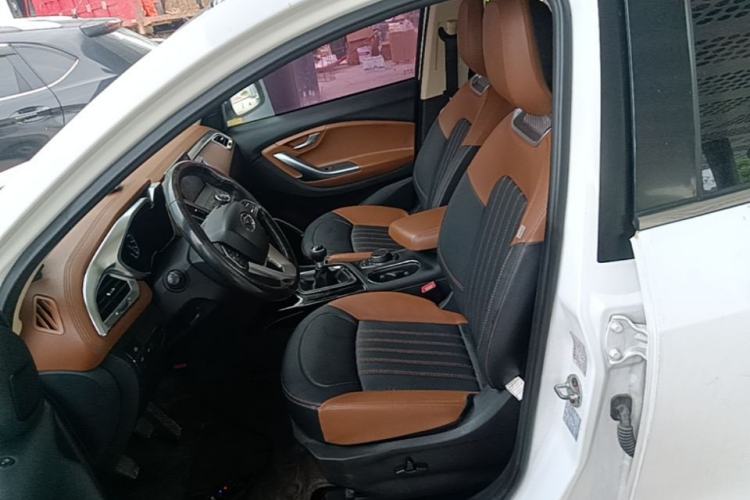 Used Soueast DX7 2017 1.5T Manual Luxury Model Left Front Seat