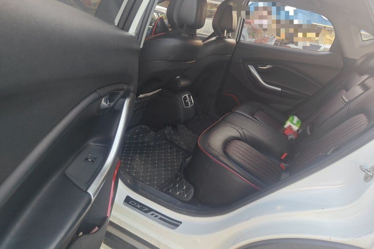 Used Soueast DX7 2017 1.5T Automatic Glory Edition Left Rear Seat
