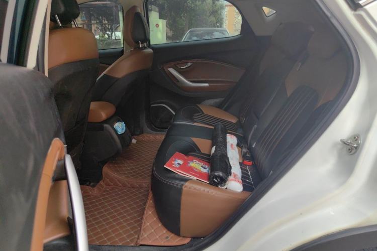 Used Soueast DX7 2017 1.5T Manual Triumph Edition Left Rear Seat