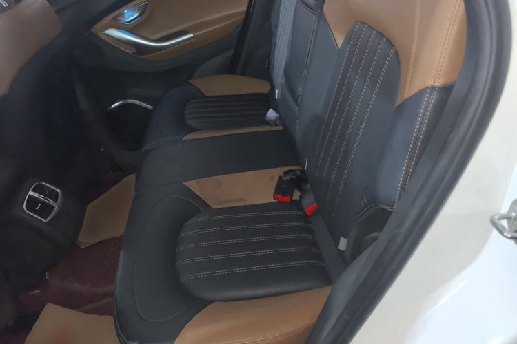 Used Soueast DX7 2017 1.5T Automatic Luxury Model Left Rear Seat