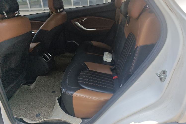 Used Soueast DX7 2017 1.5T Manual Triumph Edition Left Rear Seat
