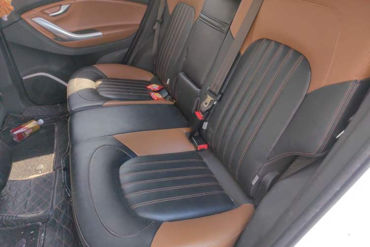 Used Soueast DX7 2017 1.5T Manual Triumph Edition Left Rear Seat