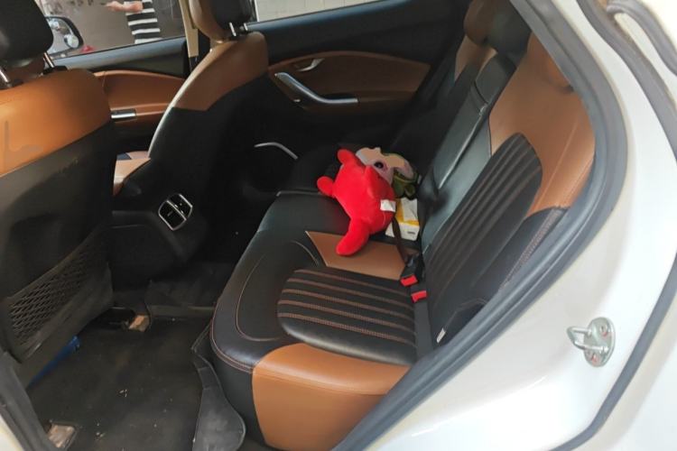 Used Soueast DX7 2017 2.0T Manual CCPC Champion Edition Left Rear Seat