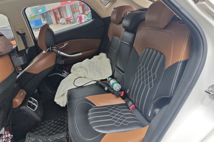 Used Soueast DX7 2017 1.5T Automatic Luxury Model Left Rear Seat