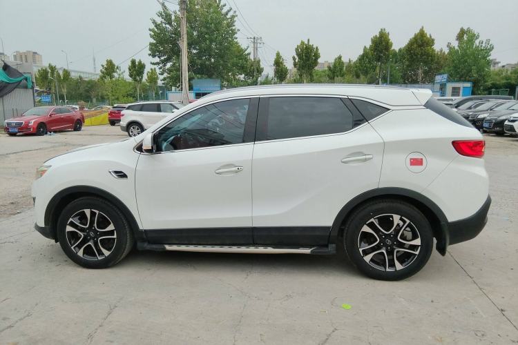 Used Soueast DX7 2017 1.5T Automatic Luxury Model Left Side