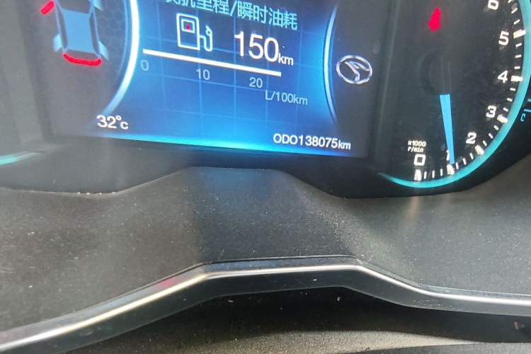 Used Soueast DX7 2017 1.5T Manual Triumph Edition Odometer Close Up