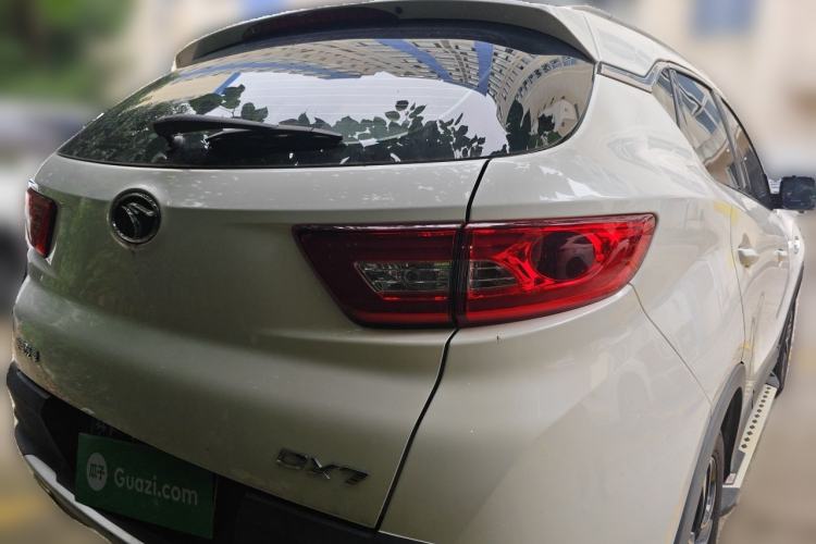 Used Soueast DX7 2017 1.5T Automatic Luxury Model Rear