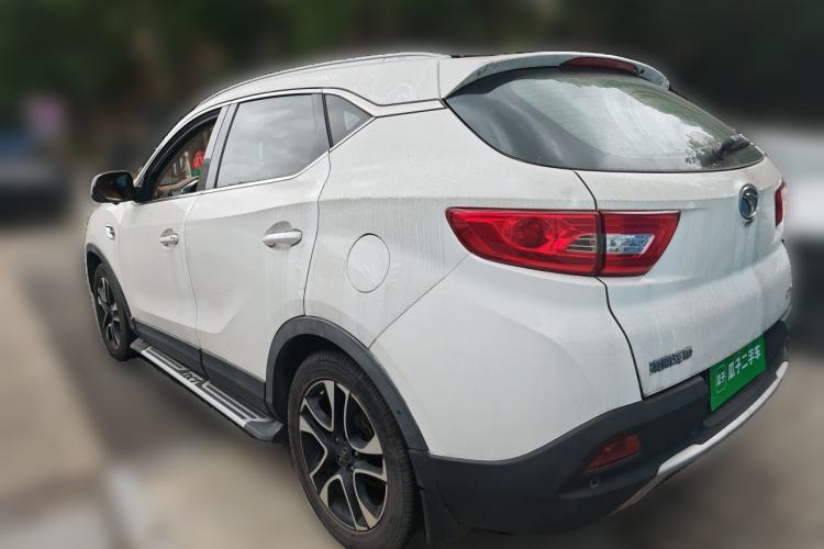 Used Soueast DX7 2017 1.5T Automatic Luxury Model Rear Left 45 Deg