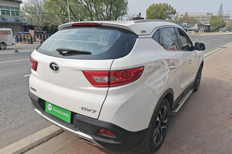 Used Soueast DX7 2017 1.5T Automatic White Rider Trim Rear Right 45 Deg