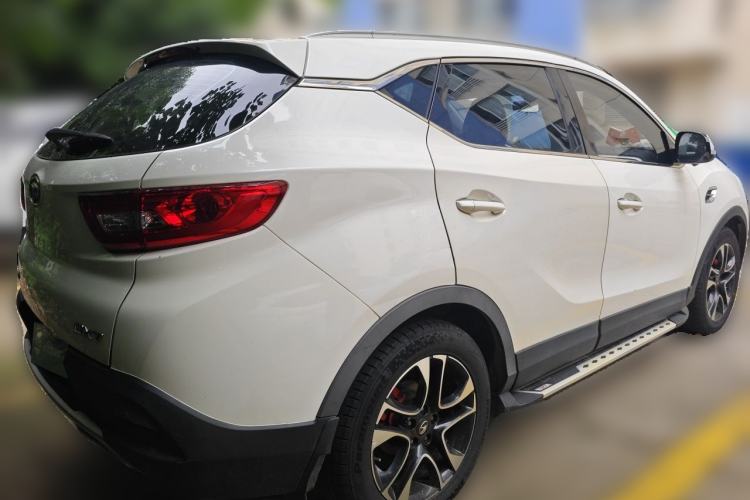 Used Soueast DX7 2017 1.5T Automatic Luxury Model Rear Right 45 Deg
