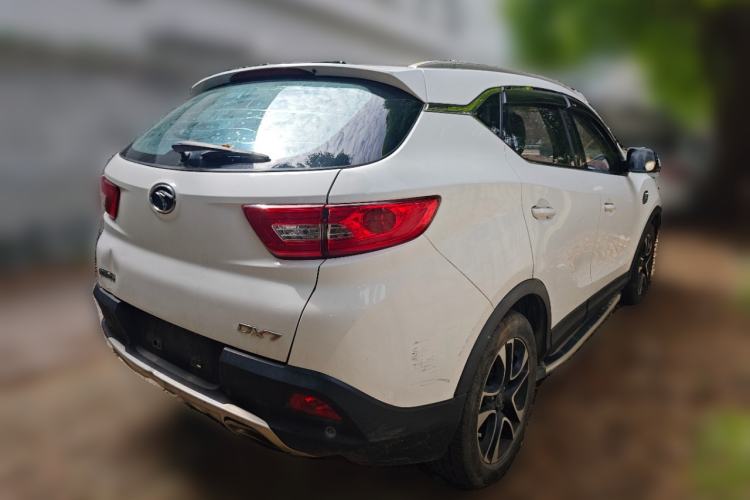 Used Soueast DX7 2017 1.5T Automatic Luxury Model Rear Right 45 Deg