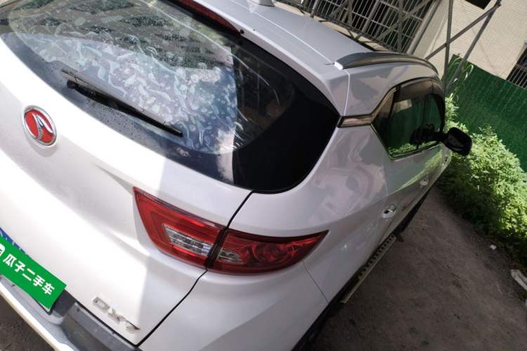 Used Soueast DX7 2017 1.5T Automatic Luxury Model Rear Right 45 Deg