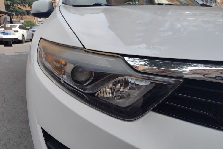 Used Soueast DX7 2017 1.5T Manual Triumph Edition Right Front Headlight