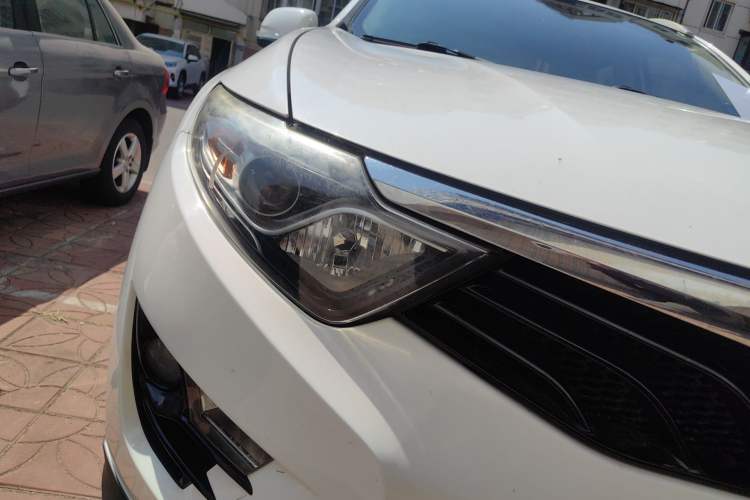 Used Soueast DX7 2017 1.5T Manual Triumph Edition Right Front Headlight